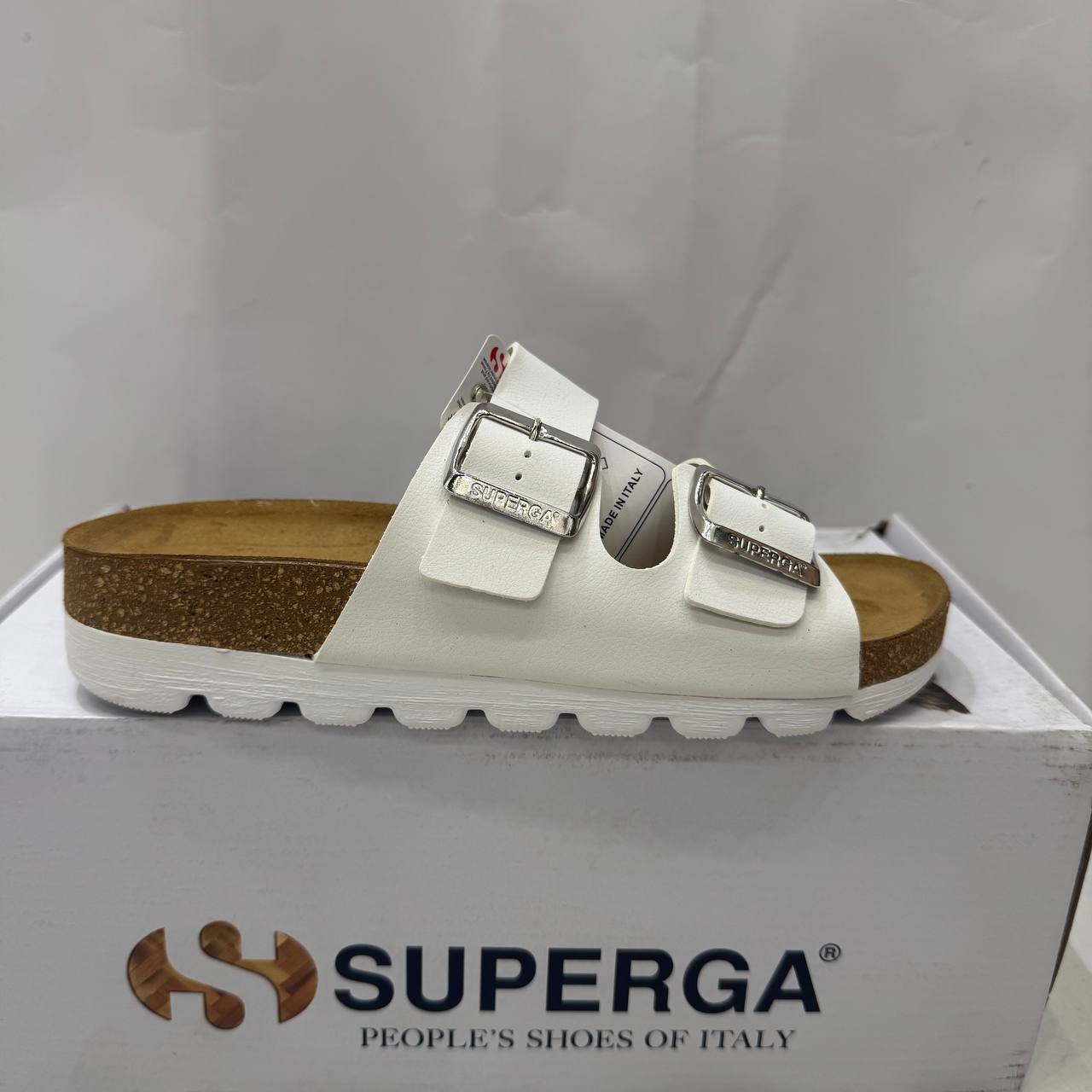 Superga platform media