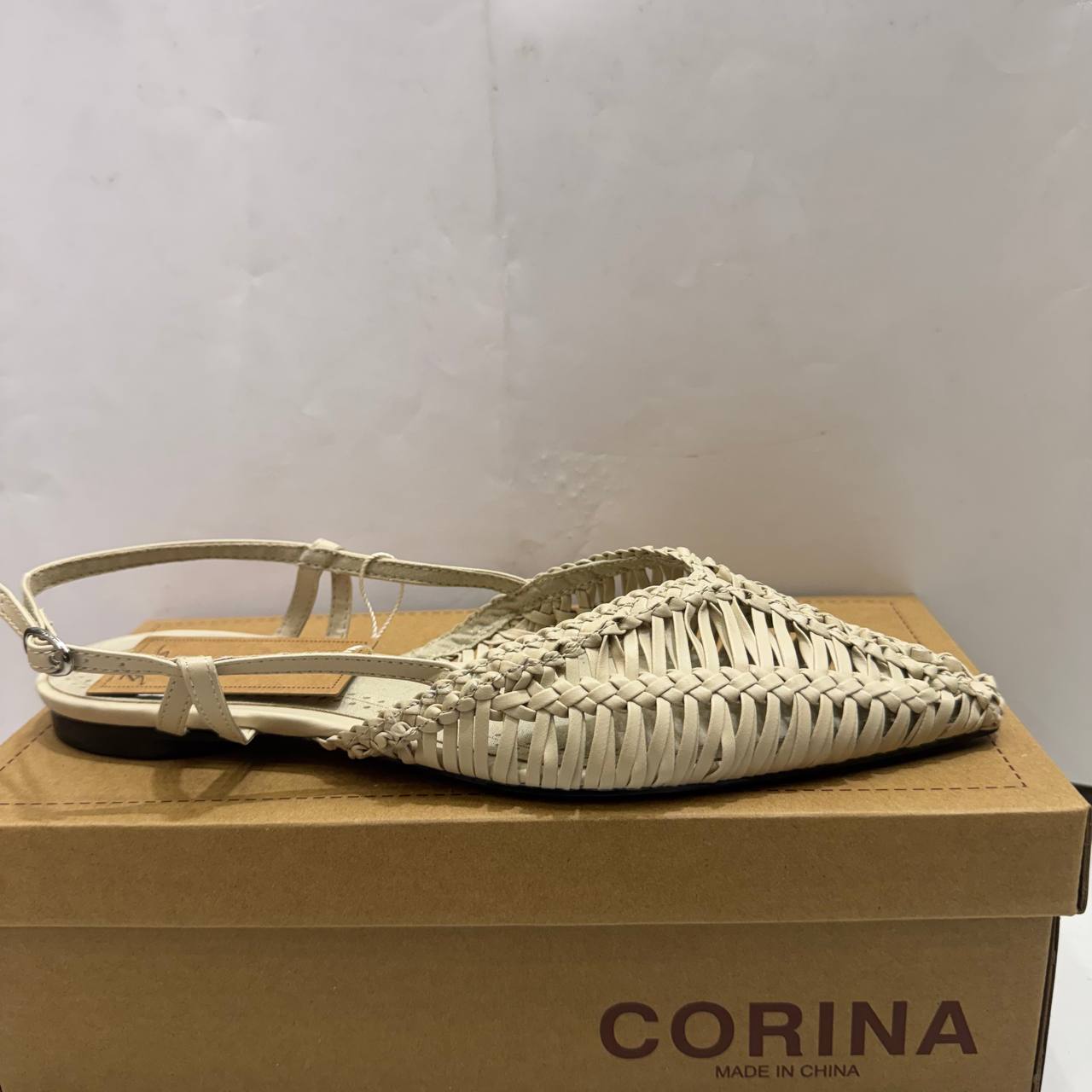 Corina Chiaraval ballerine