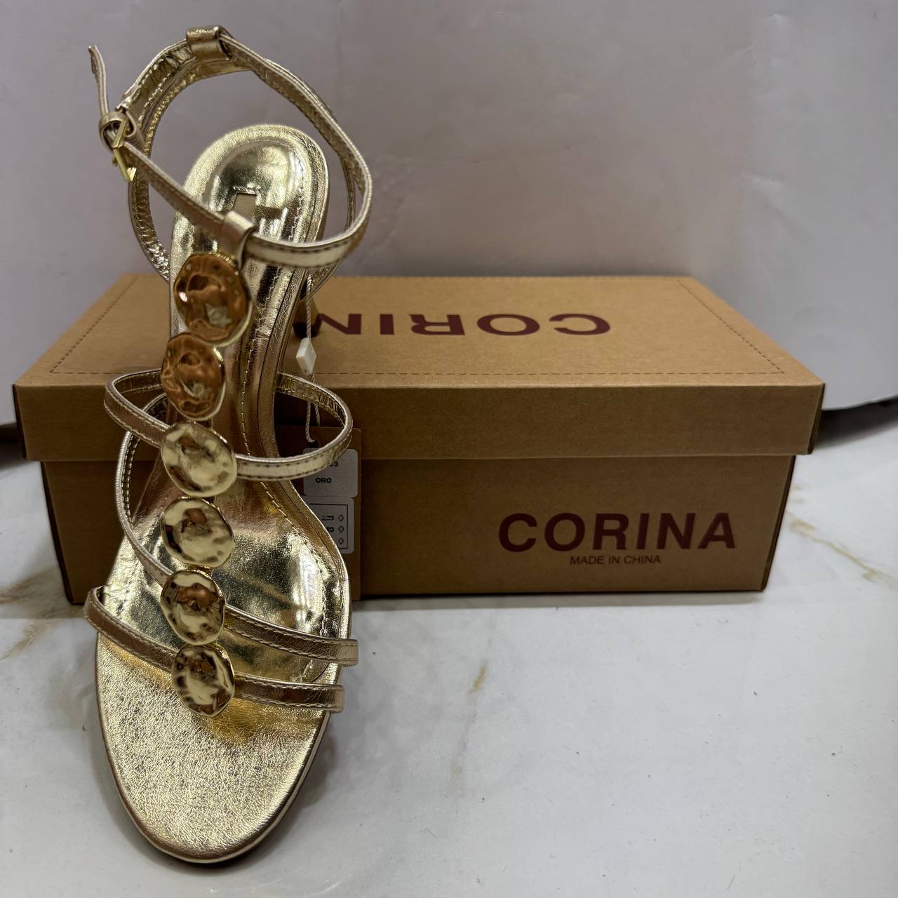 Tacco oro Corina Immagine secondaria del prodotto