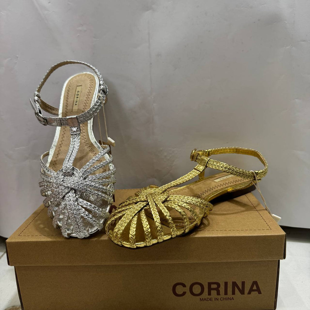 Ballerina Corina con intreccio