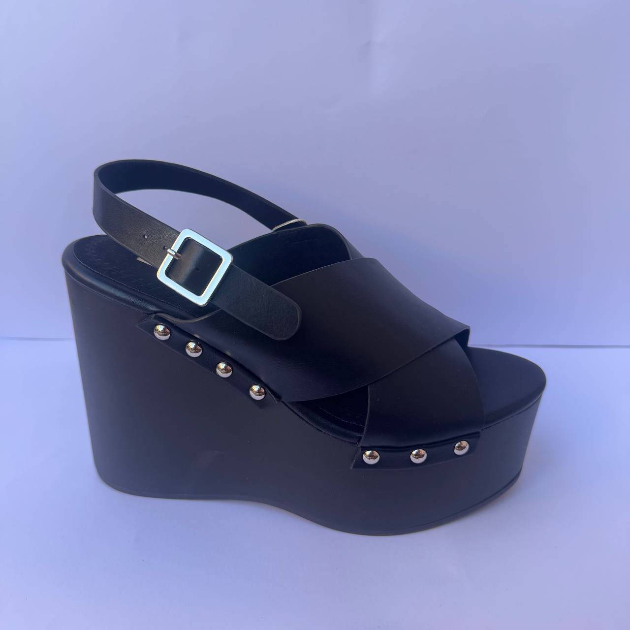 Sandalo Corina con zeppa