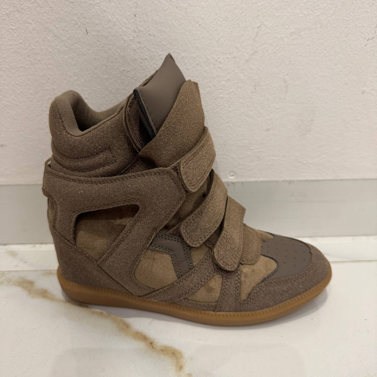 Scarpetta julia